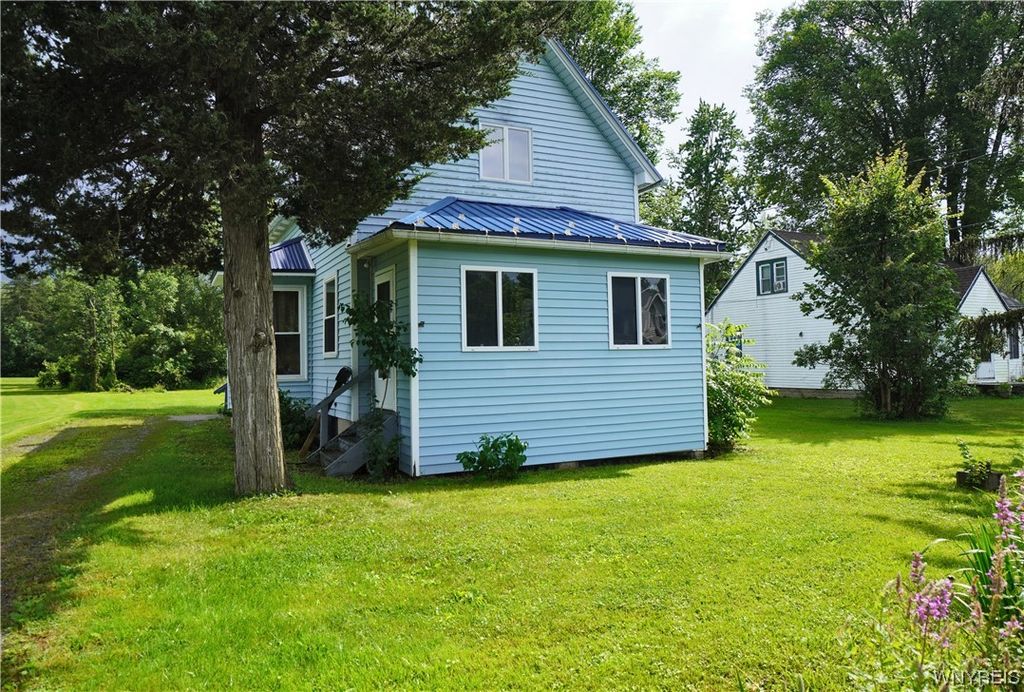 915 Lake St, Angola, NY 14006 See Est. Value, Schools & More