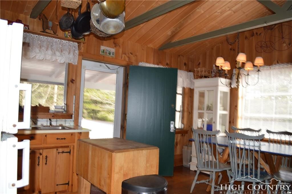 429 Foggy Mountain Rd, Glade Valley, NC 3 Bed, 1 Bath SingleFamily