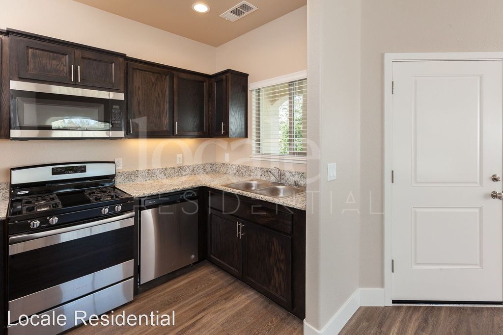 1217 W Sacramento Ave #115, Chico, CA 95926