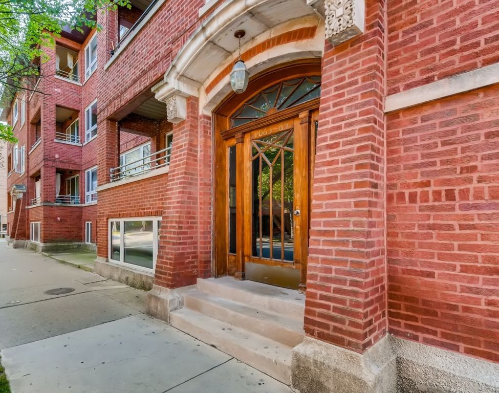 1063 W Thorndale Ave #3, Chicago, IL 60660