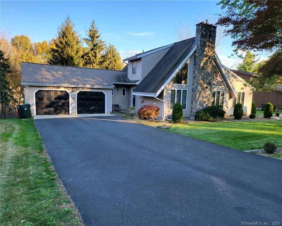 85 Tree Hill Rd, Berlin, CT 06037