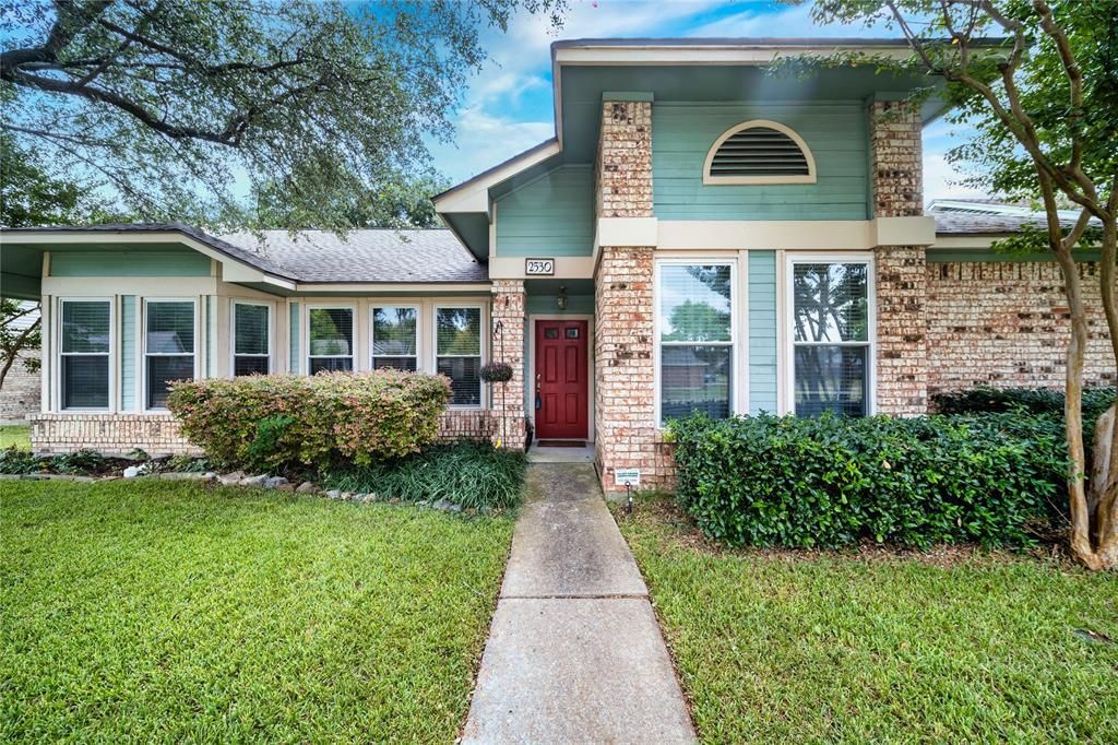 2530 Collins Blvd, Garland, TX 75044