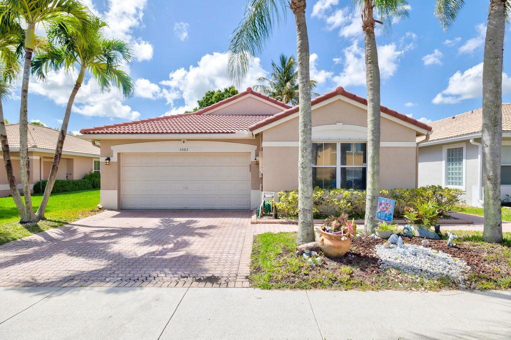 5563 NW 125th Ter, Coral Springs, FL 33076