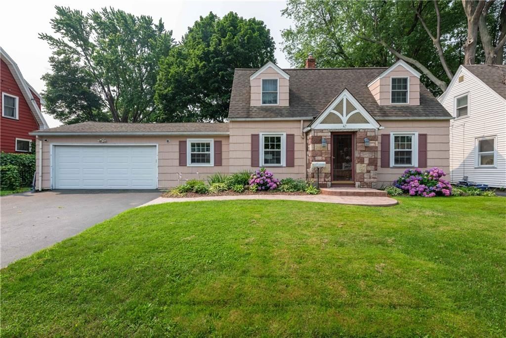 47 Bartholf Rd, Rochester, NY 14616