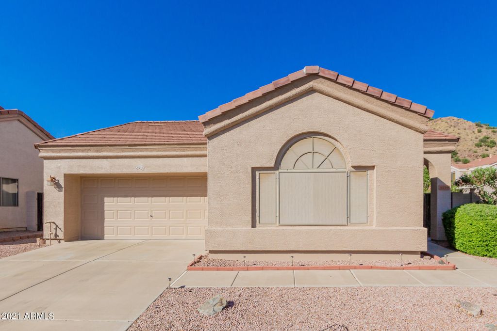 8754 E Fountain St, Mesa, AZ 85207
