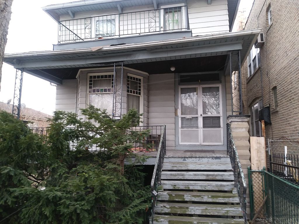2152 N Tripp Ave, Chicago, IL 60639