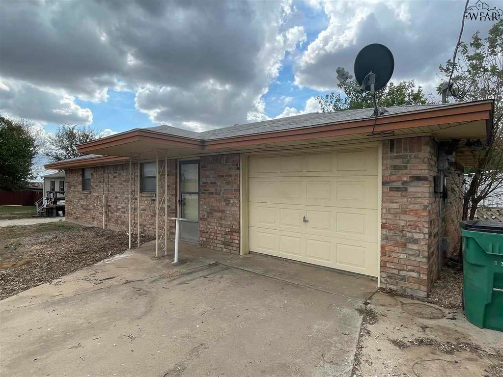 605 S Bridge St, Henrietta, TX 76365 MLS 170831 Trulia