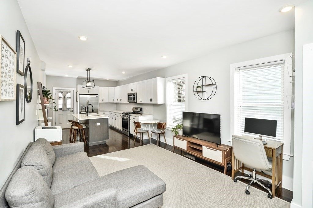 145 Whitfield St #1, Boston, MA 02124