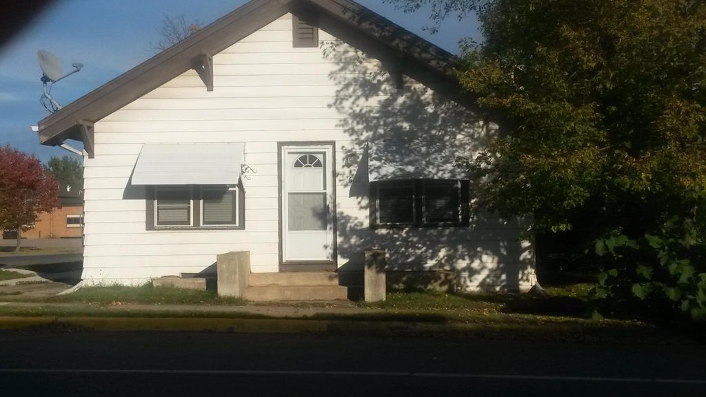 1602 1st Ave, Hibbing, MN - 3 Bed, 1 Bath Single-Family Home - 18