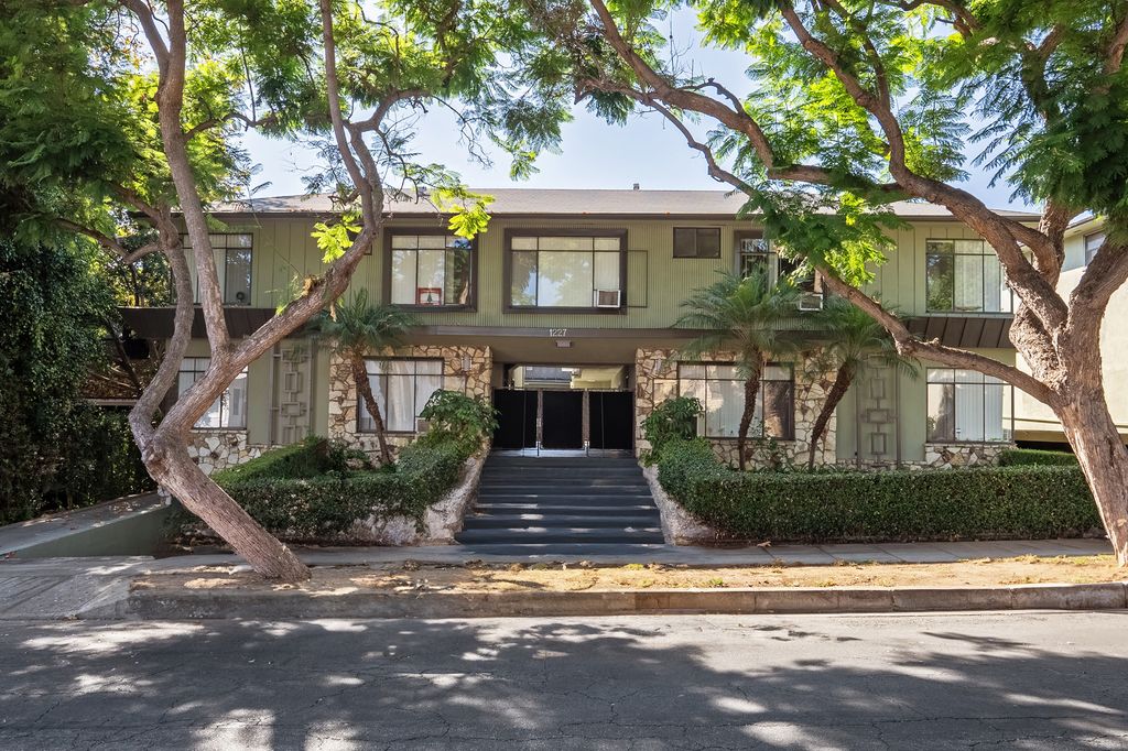 1227 N Harper Ave 12, Los Angeles, CA 90046 Apartment for Sale