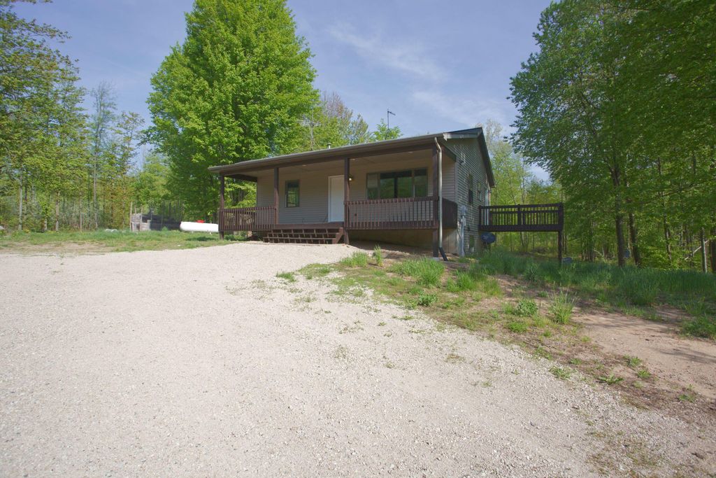 8633 160th Ave, Stanwood, MI 49346 Trulia