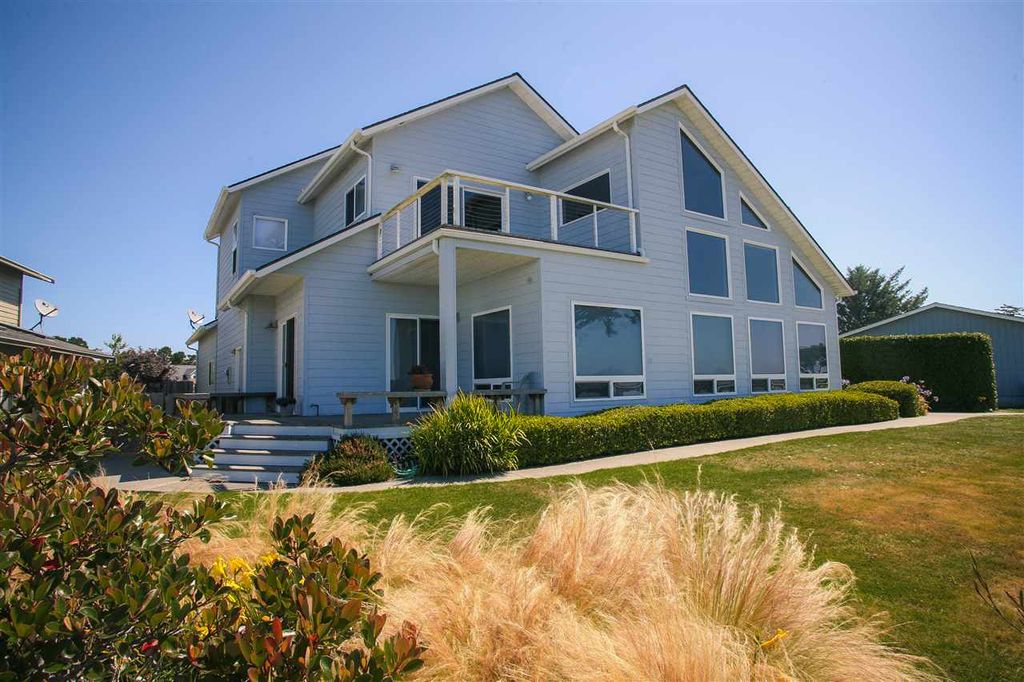 1695 S Pebble Beach Dr, Crescent City, CA 95531 Trulia