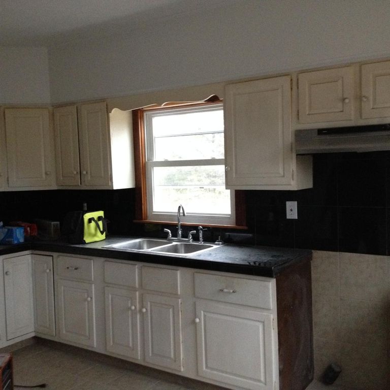 910 Old Fall River Rd 2, North Dartmouth, MA 02747 Trulia