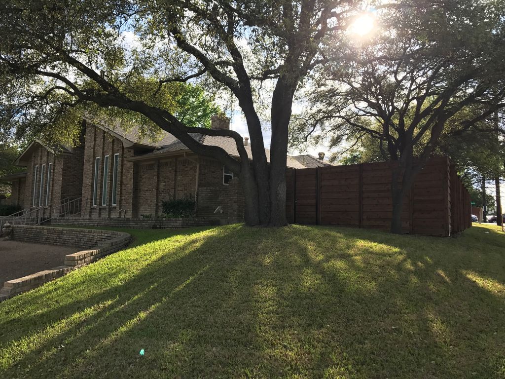 8909 Flint Falls Dr, Dallas, TX 75243