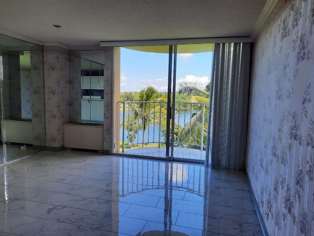101 Aupuni St #822, Hilo, HI 96720