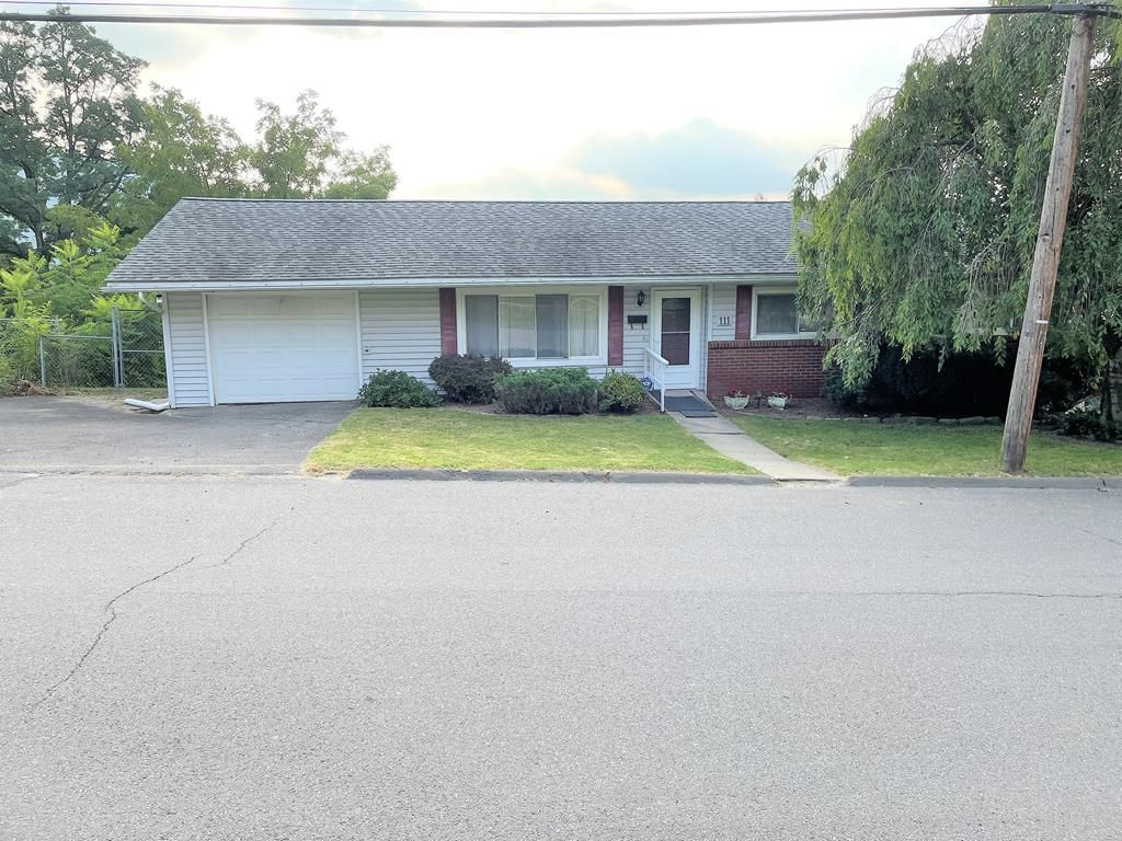 111 3rd St Towanda Pa 18848 Mls 31712049 Trulia