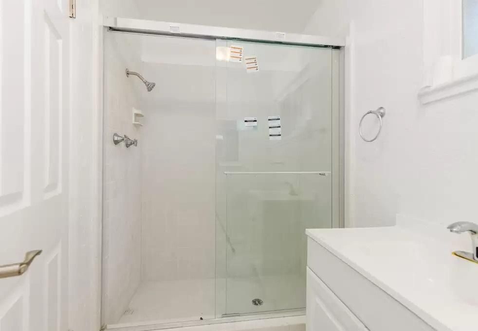 751 Meadow Dr, Salinas, CA 93905