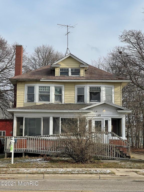 1148 Terrace St, Muskegon, MI 49442