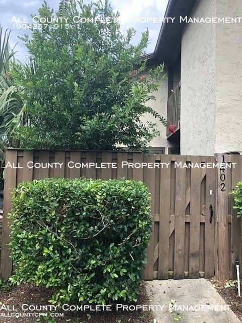 1402 Defender Ct W #1402, Atlantic Beach, FL 32233