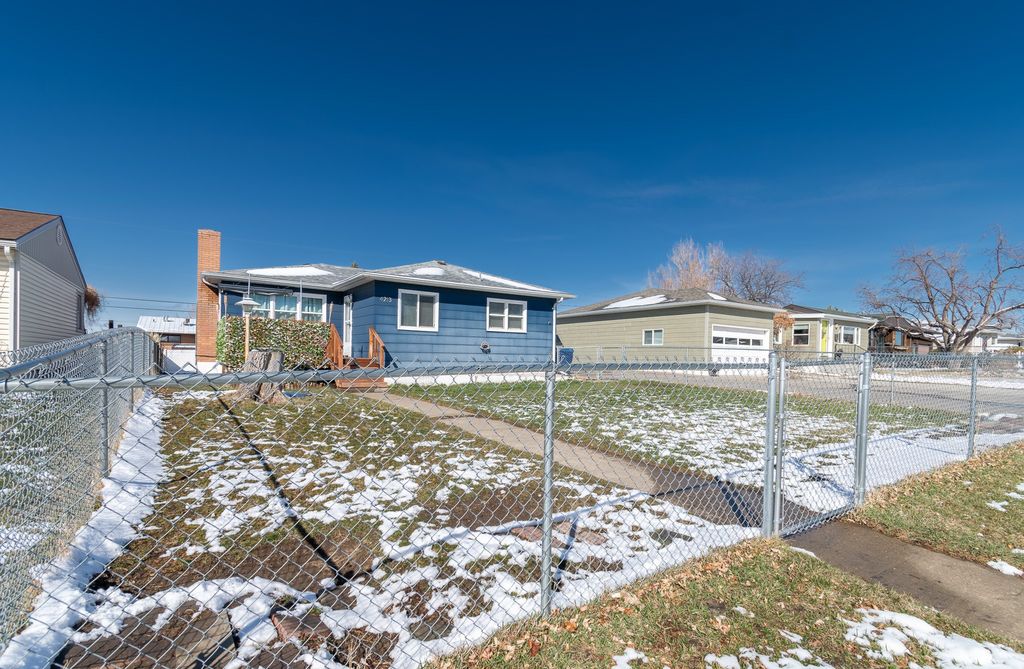 4213 Lewis Ave, Great Falls, MT 59405