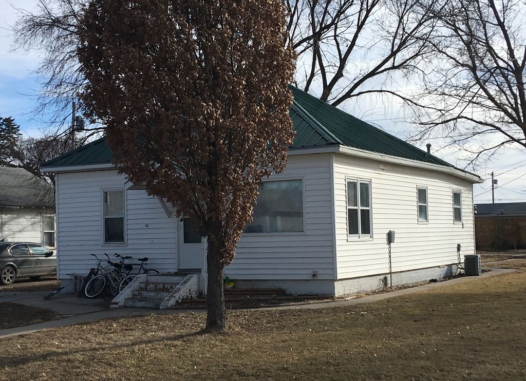 519 W 12th St, Cozad, NE 69130 Trulia