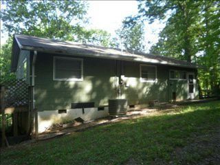 53 Horizon Hill Dr, Franklin, NC 28734