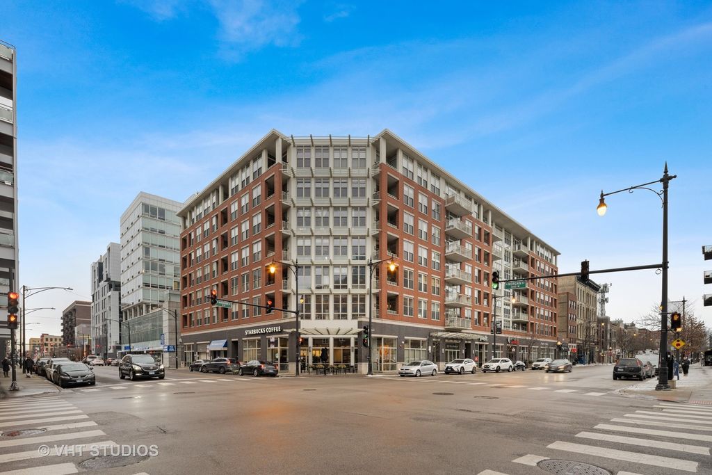 1001 W Madison St #706, Chicago, IL 60607