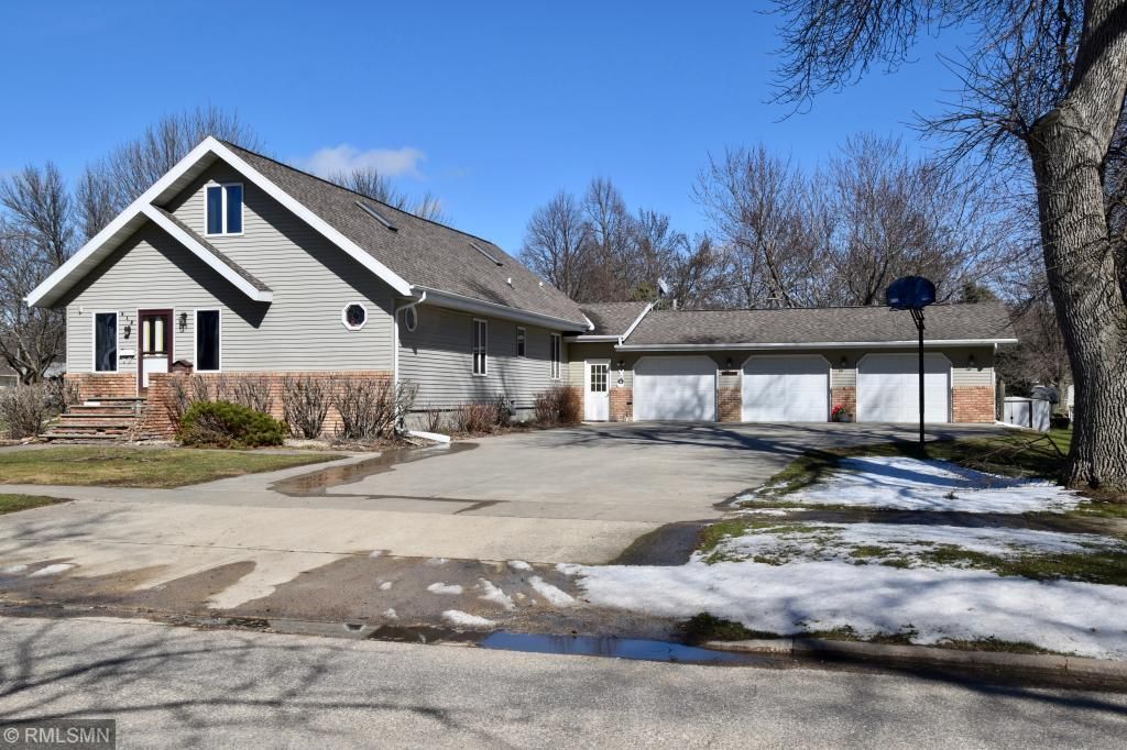 918 9th Ave, Sibley, IA 51249 Trulia