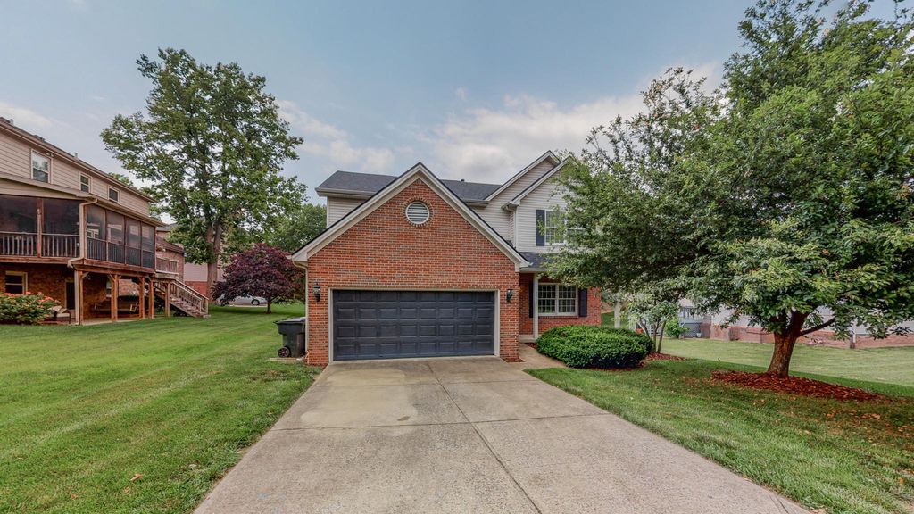 4013 Clearwater Way, Lexington, KY 40515