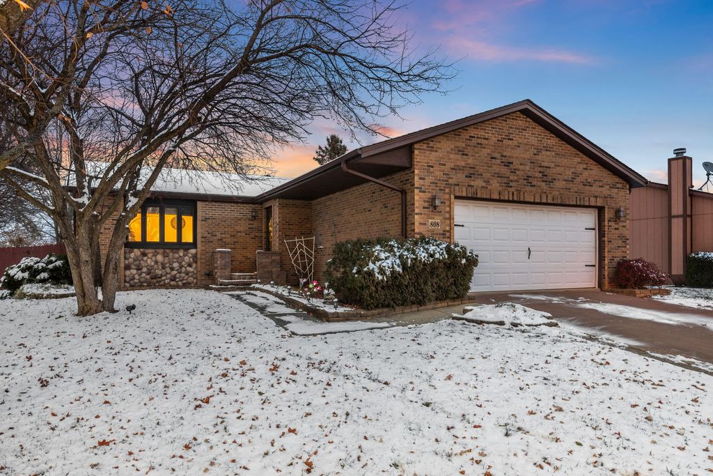 808 Sundown Rd, South Elgin, IL 60177 Trulia
