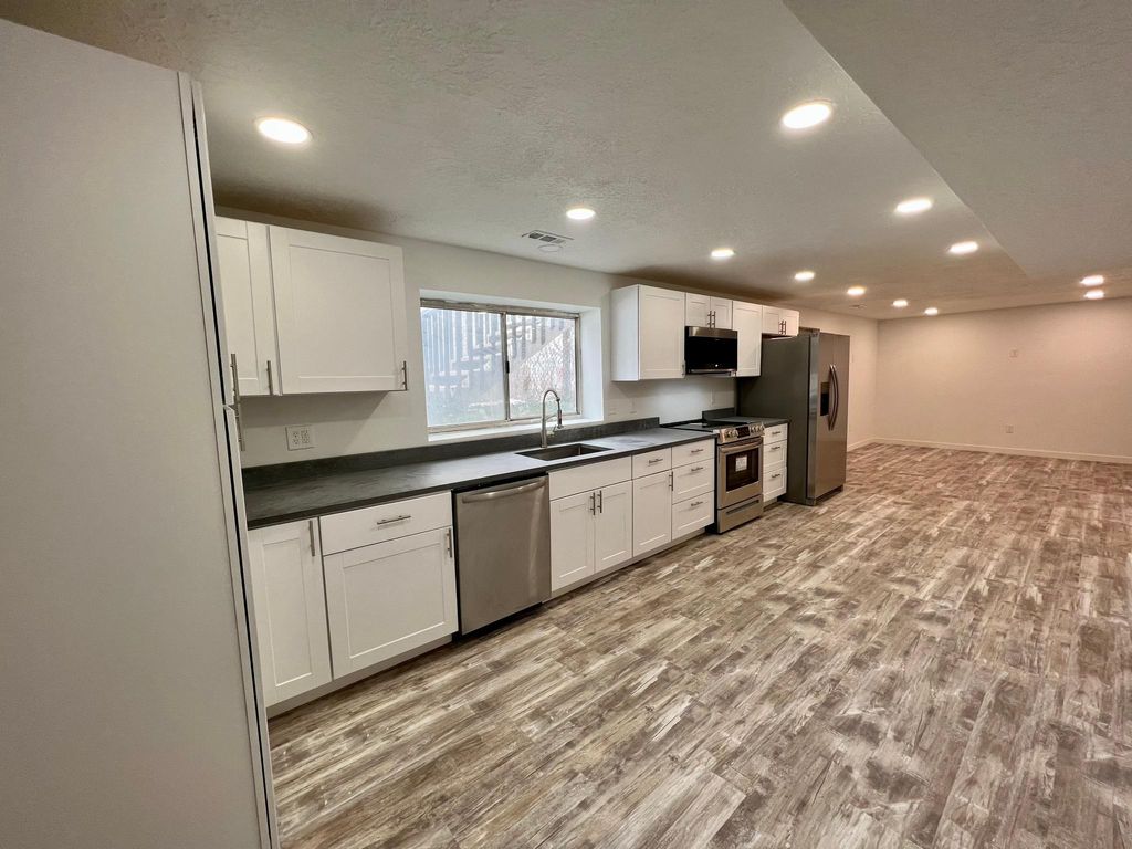 2995 W Gordon Ave #B, Layton, UT 84041