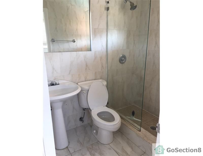 1363 NE 146th St, Miami, FL 33161
