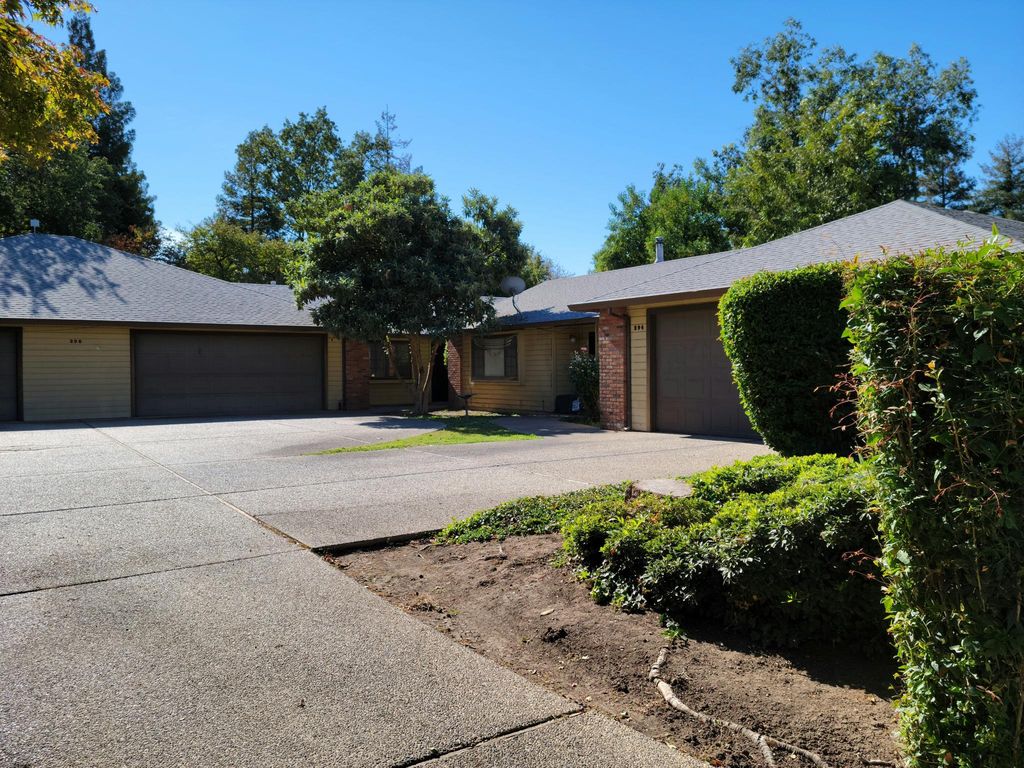 296 Bordeaux Ct #B, Chico, CA 95973