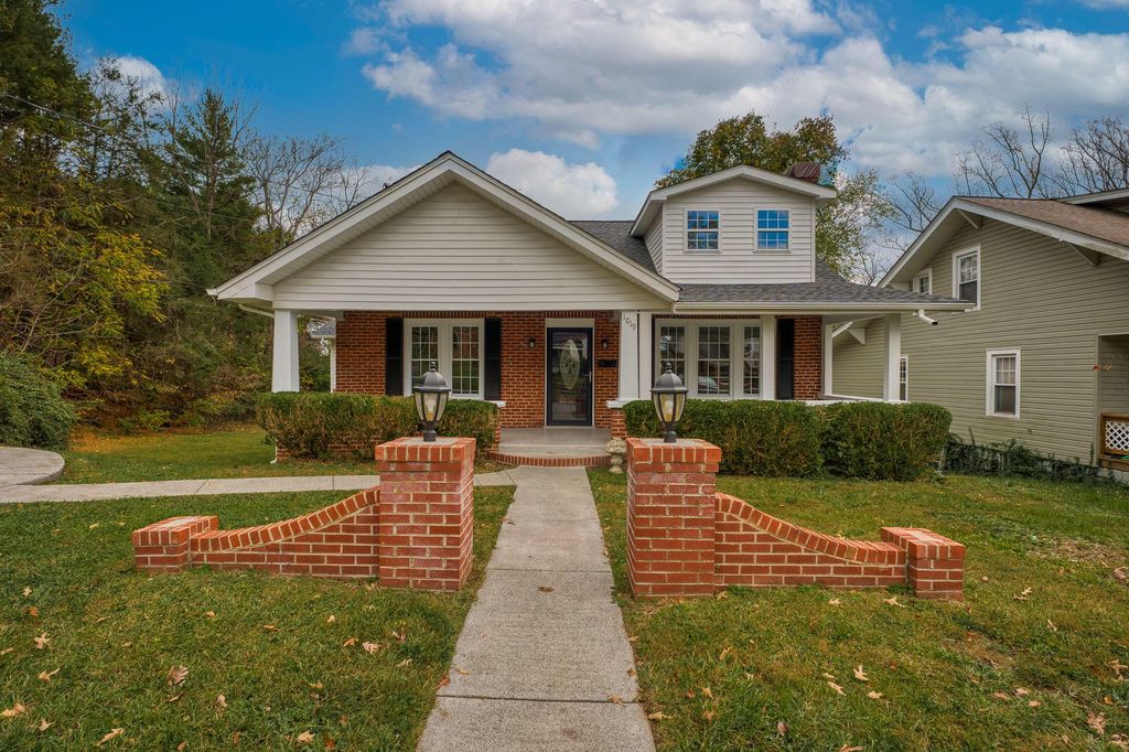 1019 Carolina Ave, Bristol, TN 3 Bed, 3 Bath Single
