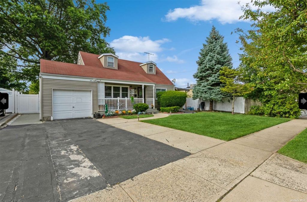 5 Crestwood Boulevard, Farmingdale, NY 11735 Trulia