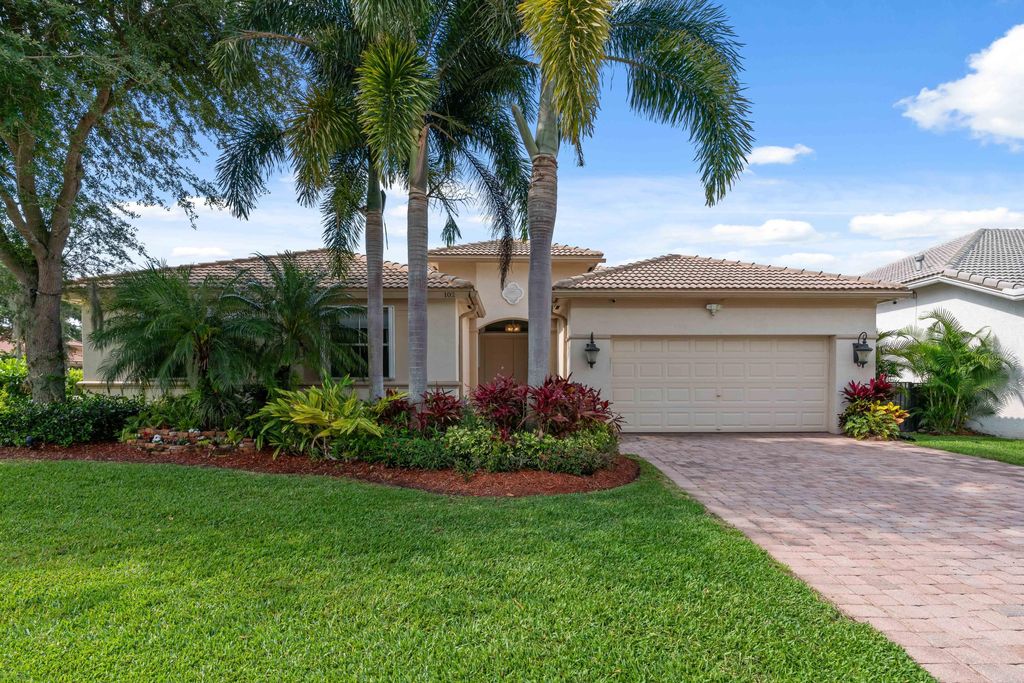 102 San Vincente Pl, Palm Beach Gardens, FL 33418