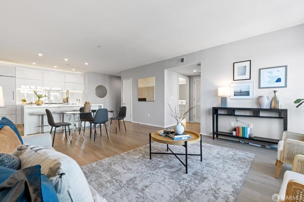 415 De Haro St #302, San Francisco, CA 94107