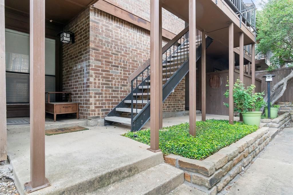 7522 Holly Hill Dr #12, Dallas, TX 75231