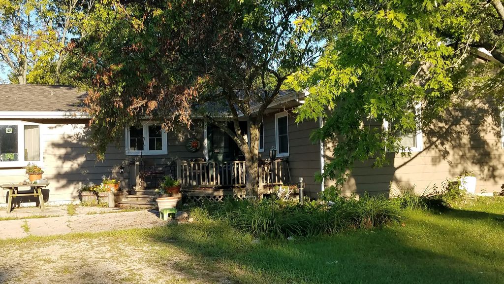 N5892 Pioneer Rd, Plymouth, WI 53073 Trulia