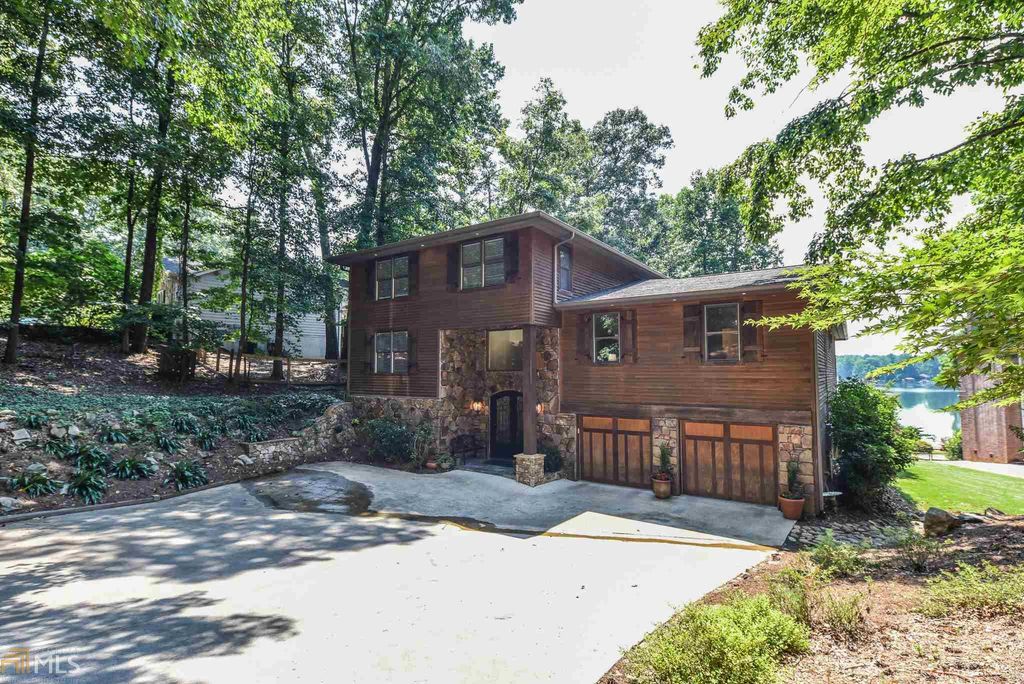 3675 N Berkeley Lake Rd NW, Berkeley Lake, GA 6 Bed, 5 Bath Single