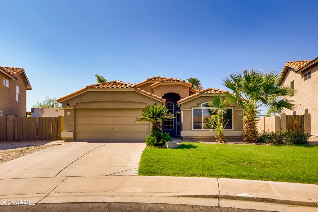7266 E Kiva Ave, Mesa, AZ 85209
