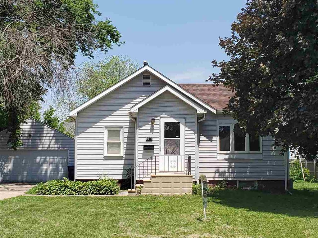 1913 Locke Ave, Waterloo, IA 50702 Trulia
