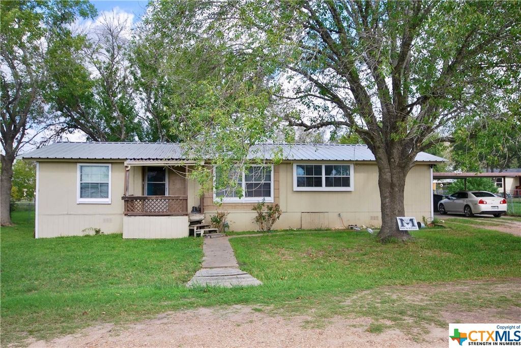 105 Park Ln, Moulton, TX 77975 Trulia