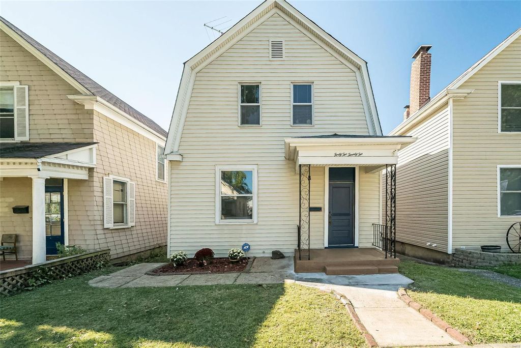 4222 Beethoven Ave, Saint Louis, MO 63116