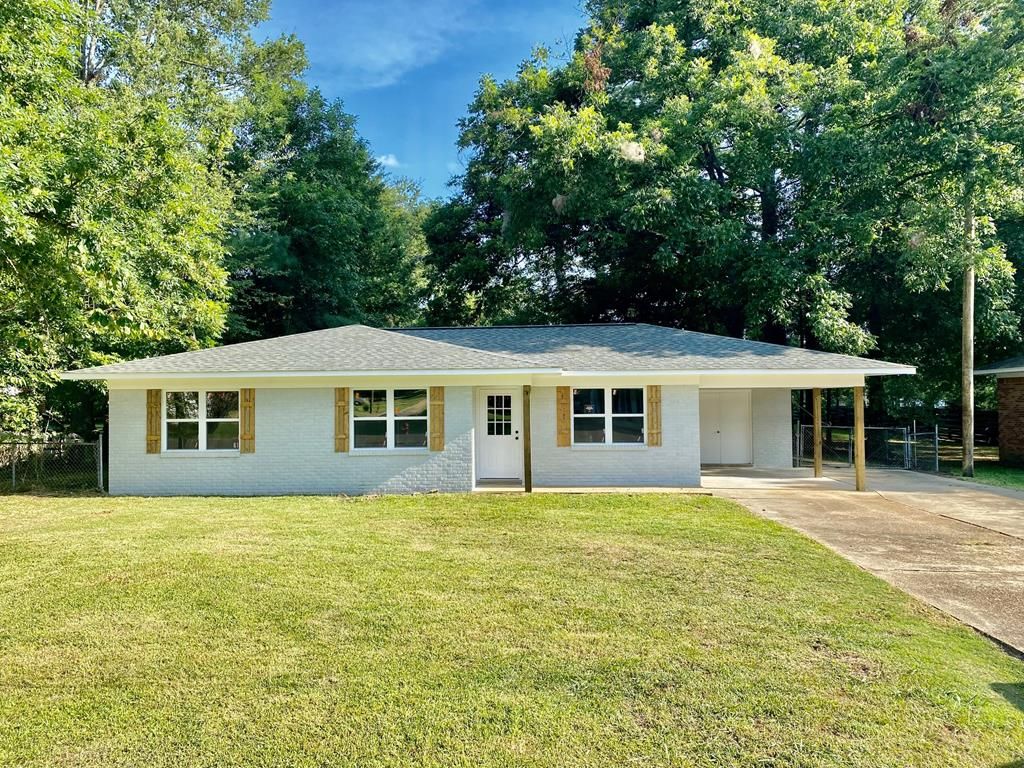 110 E Spratlin St, Bruce, MS 38915 | MLS# 153362 | Trulia