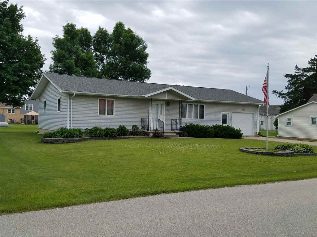 306 Washington St, Elgin, IA 52141 Trulia