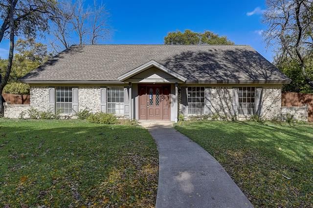 1705 Westridge Dr, Plano, TX 75075