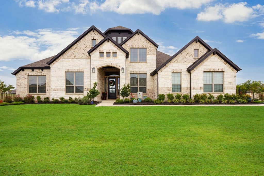 172 Colchester Dr, Rockwall, TX 75032