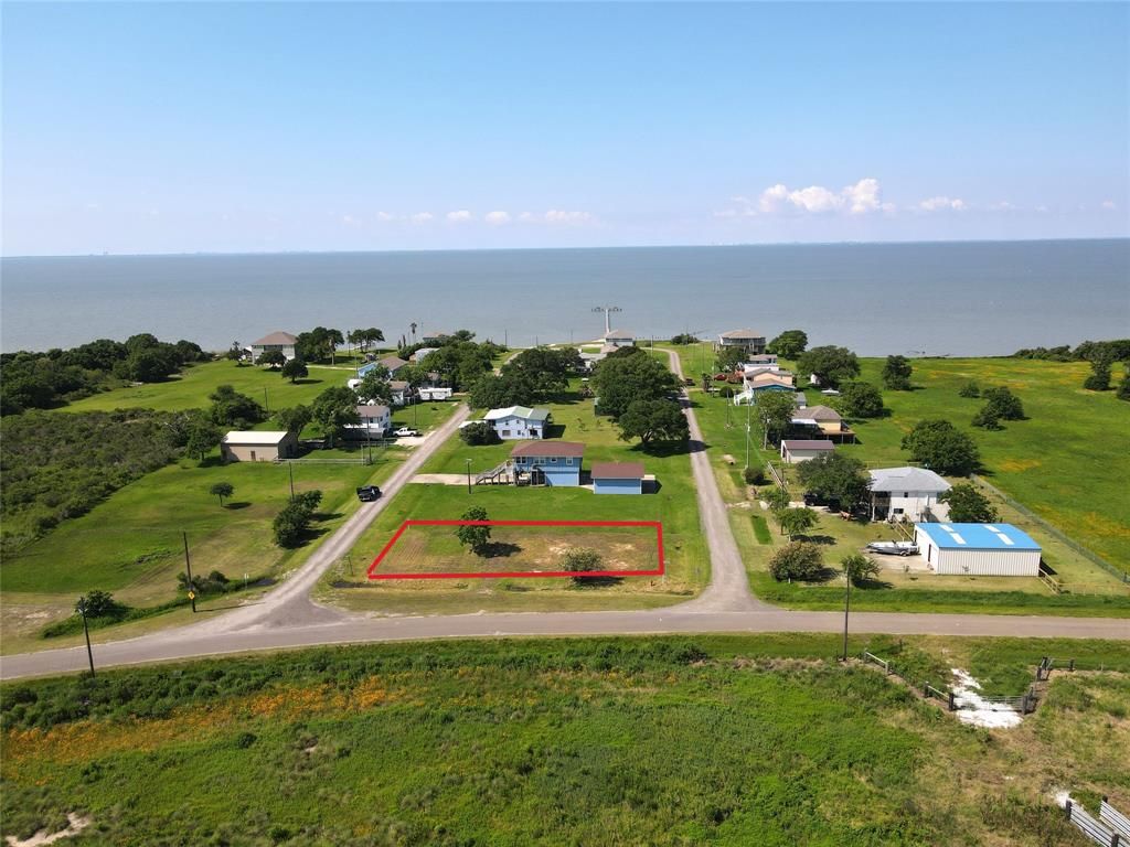 102 Ouisa St, Anahuac, TX 77514 Lot/Land for Sale MLS 25199119