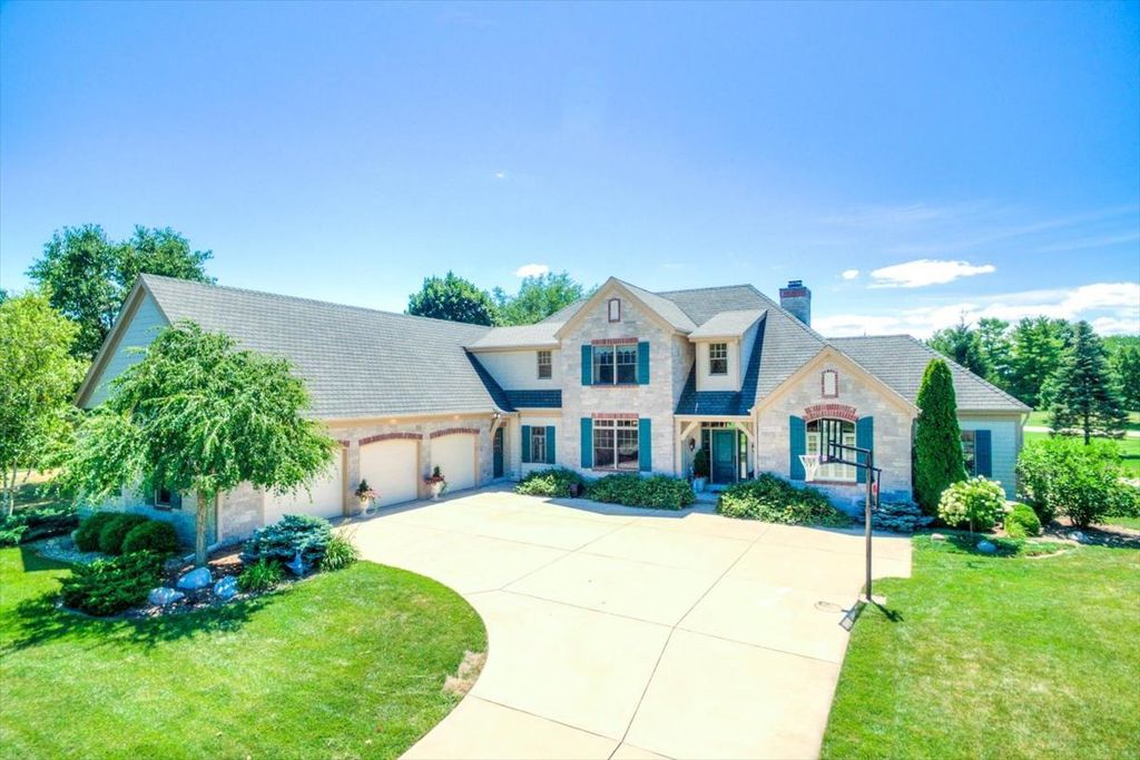 1803 Cobblefield Ct, Champaign, IL 61822
